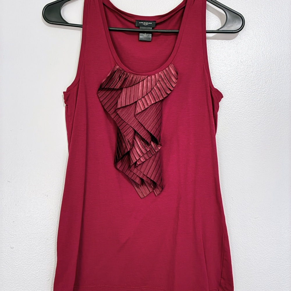Ann Taylor Business Casual Ruffle Tank